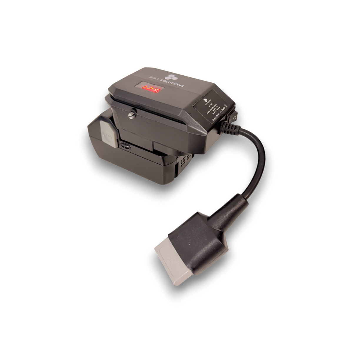 HiKOKI-compatible 18V to 12V Step Down Power Supply from Mr Swagman: on an 18V tool battery, with Anderson plug lead