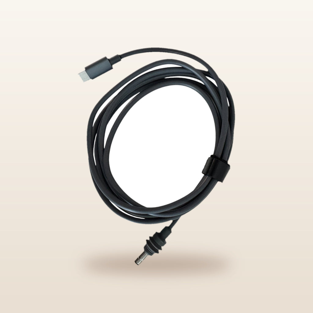 Car Power Kit for Starlink Mini: cable coiled, with USB-C and DC plugs