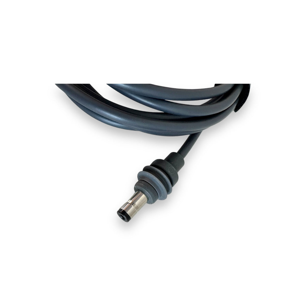 Bosch-compatible Power Kit for Starlink Mini: close-up of the weatherproof DC plug