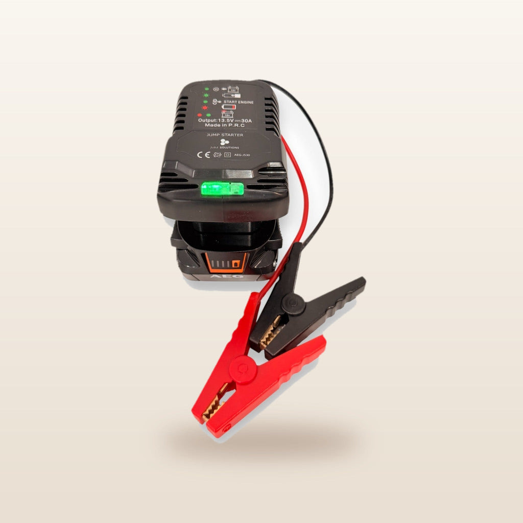 AEG-compatible 18V Jump Starter: front view on the battery with clamps